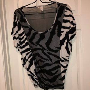 Zebra print top, sz S